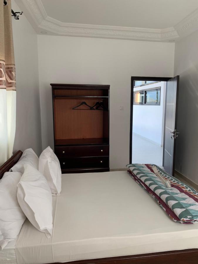 Penthouse Appartments In Almadies Dakar Luaran gambar